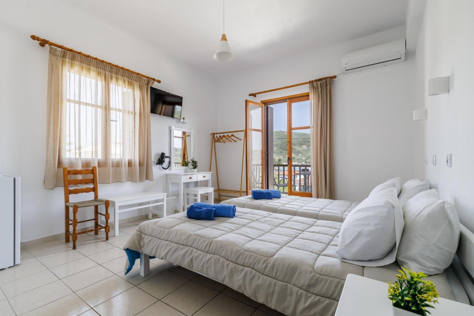White Lily Aparthotel Szkópelosz Kültér fotó